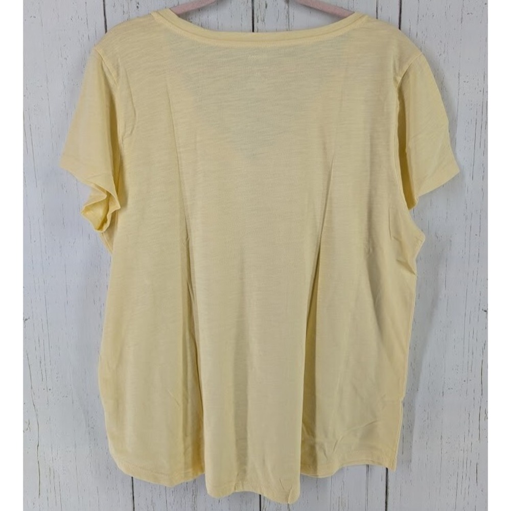 Sonoma Size XL The Everday Tee Light Yellow Womens Short Sleeve V Neck Top NWT - Picture 8 of 8